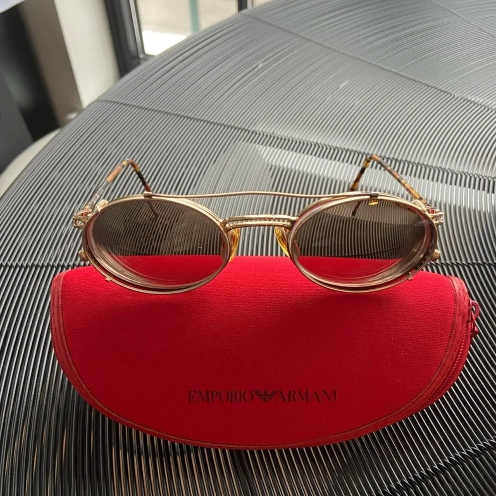 Emporio Armani Eyeglasses Gold Frame with Sunglass clip ons 194 743 50 20 135 - Picture 4 of 12